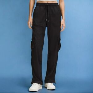🍋Lululemon Dance Studio Relaxed-Fit Mid-Rise Cargo • BLACK • Small *Asia Fit